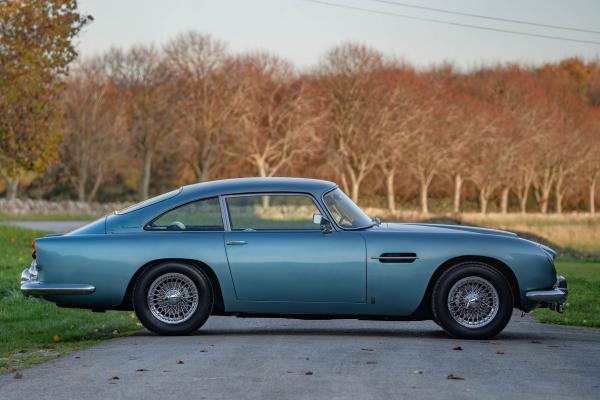 Aston Martin DB5 Ex Rob Walker 1964