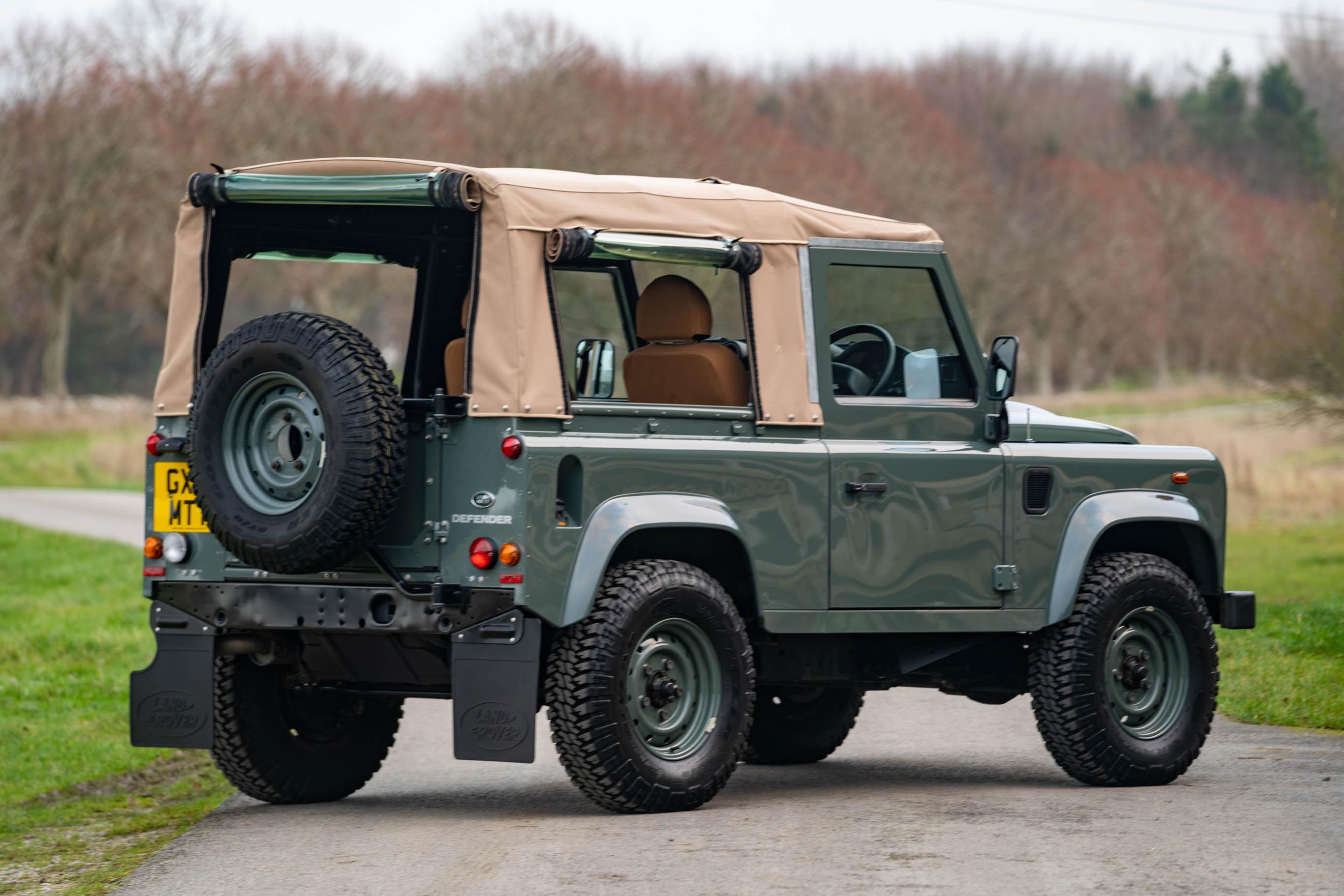 Land Rover Defender 90 Factory Soft Top 2015